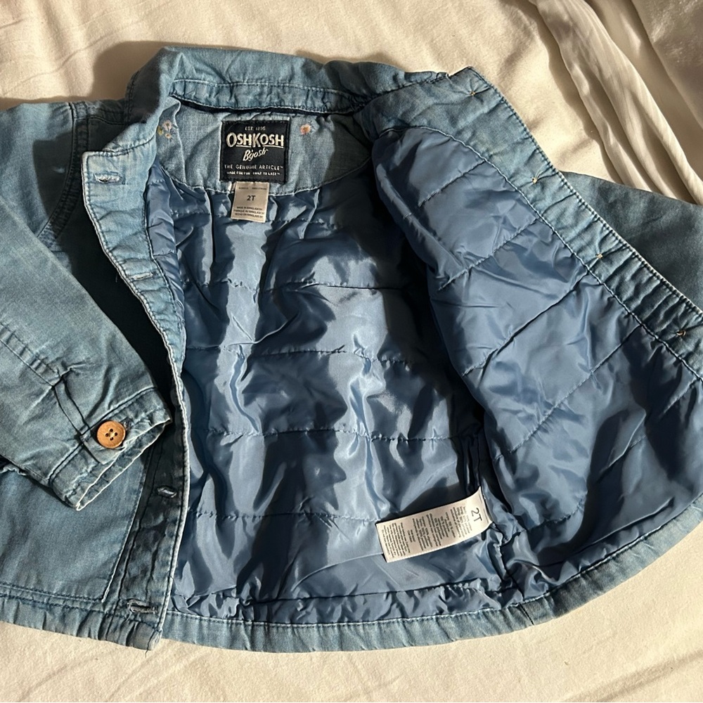 Osh Kosh Bgosh Girls Jean Jacket sz 2T Lined Ruffle Pockets Cute!.